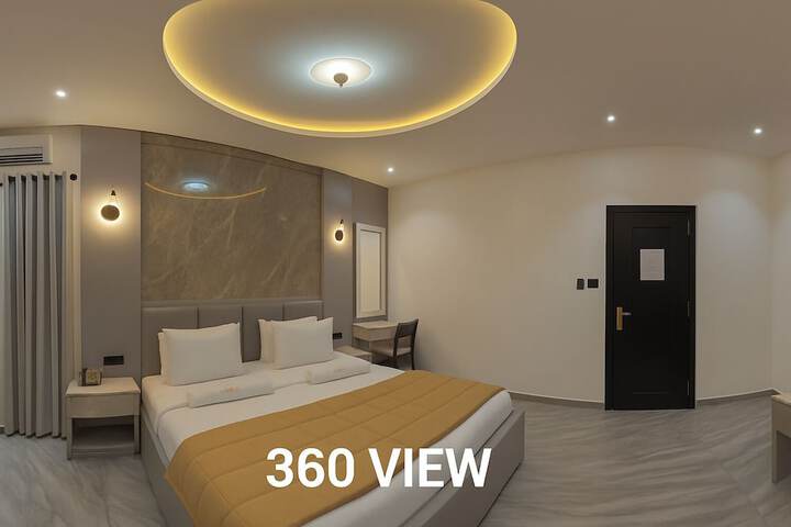 Room 34 of 46