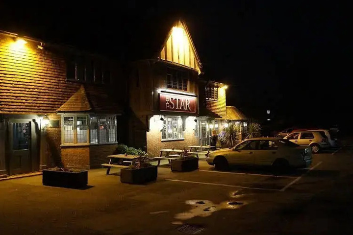 THE STAR INN