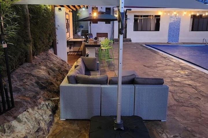 Pool 6 of 30