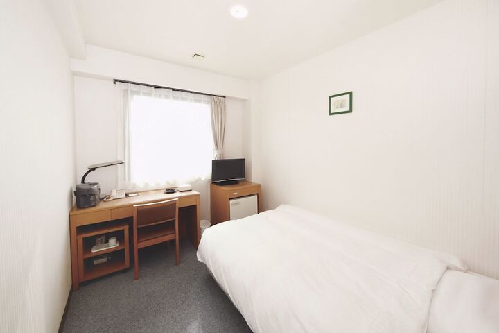 Room 5 of 34