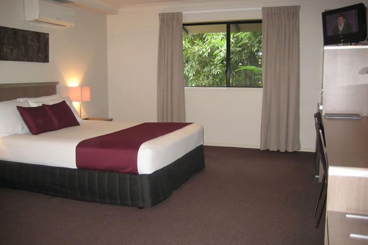 Room 5 of 26