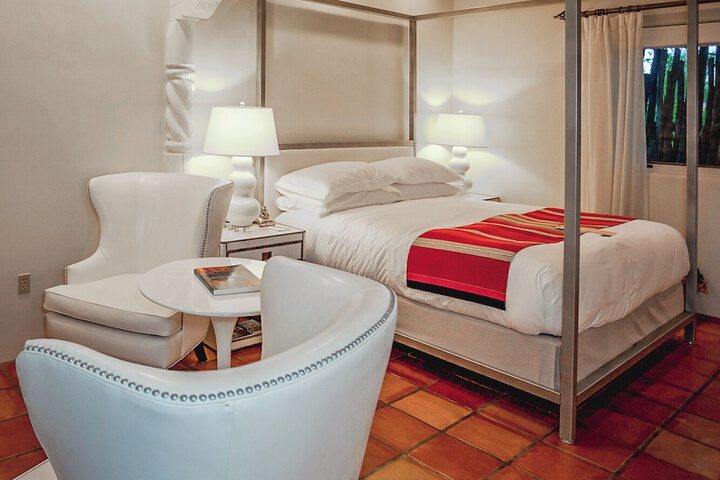 Room 14 of 23