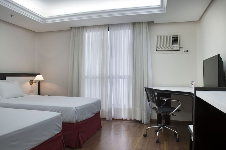 Room 36 of 66