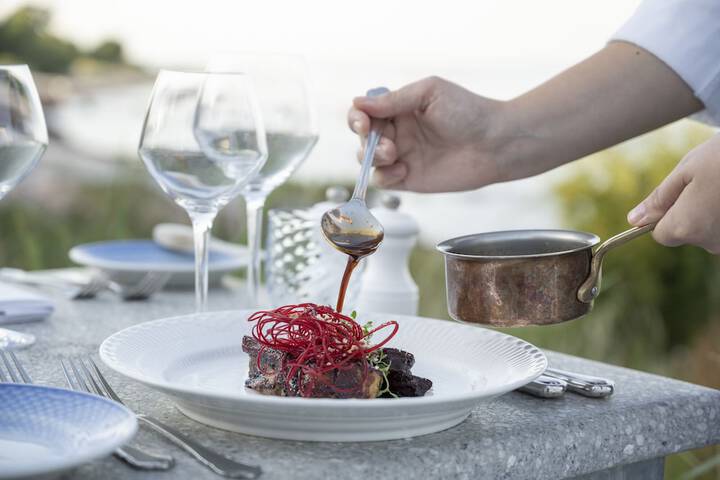 Dining 62 of 87