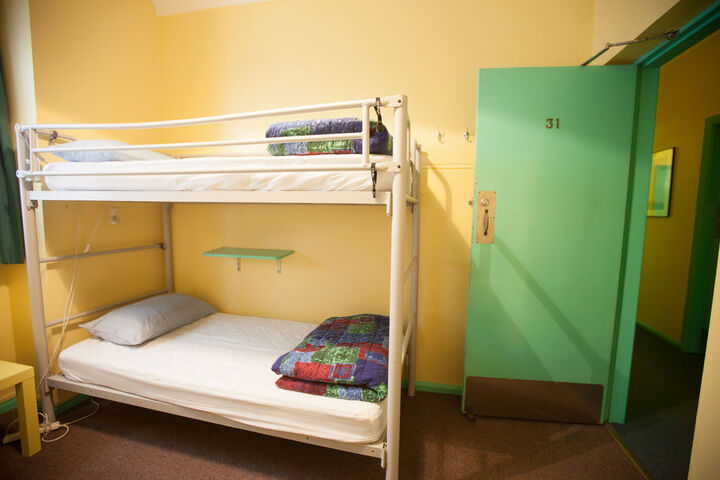 Room 27 of 59