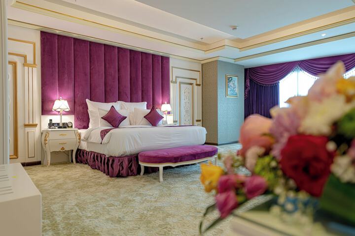 Room 20 of 76