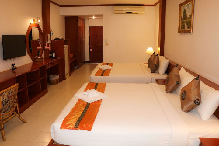 Room 16 of 73