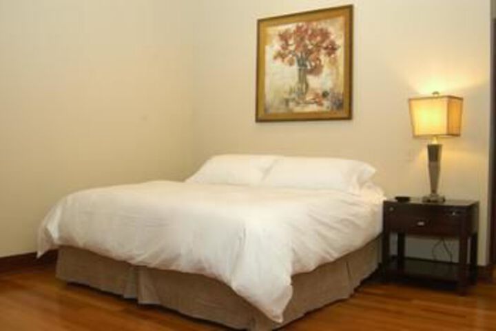 Room 9 of 23