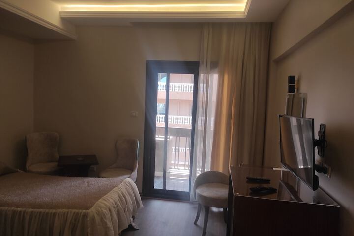 Room 16 of 57