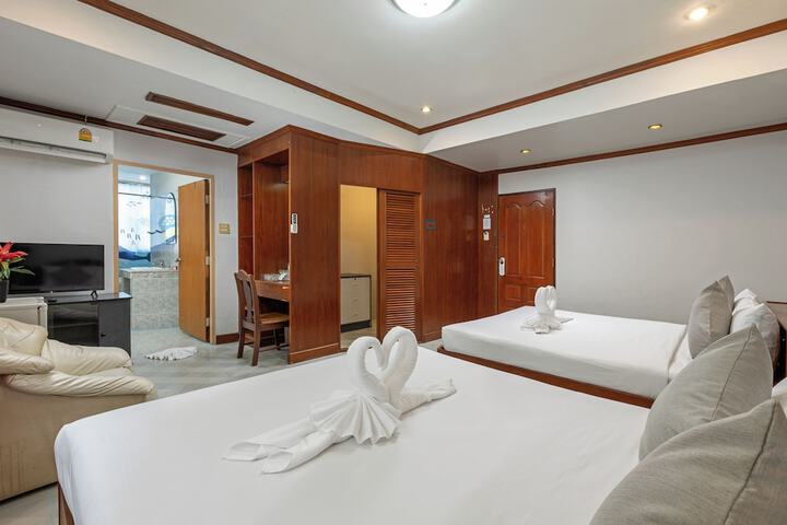 Room 7 of 29