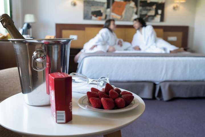 Room amenity