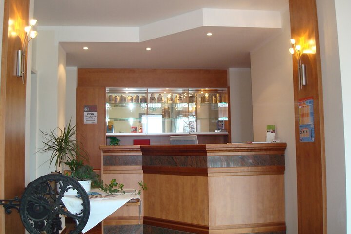 Hotel Interior 4 of 43