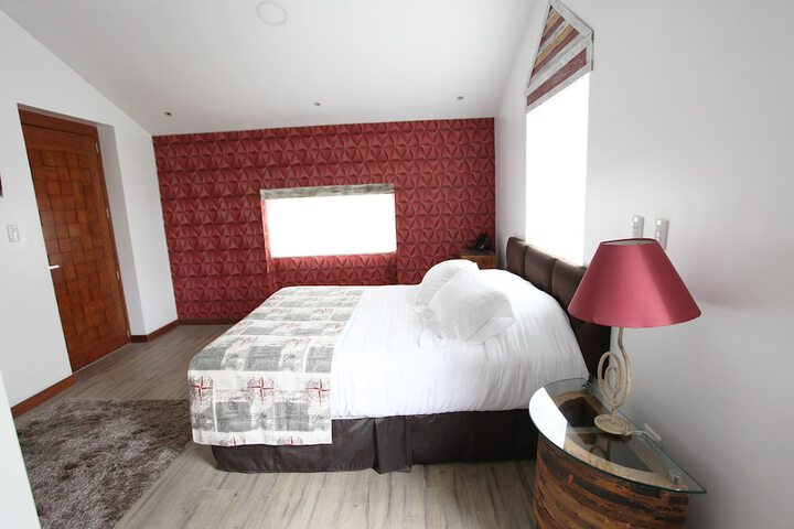 Room 13 of 74