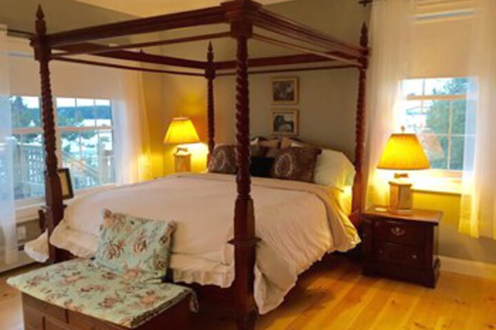 Room 50 of 59