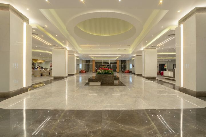 Hotel Interior 6 of 96