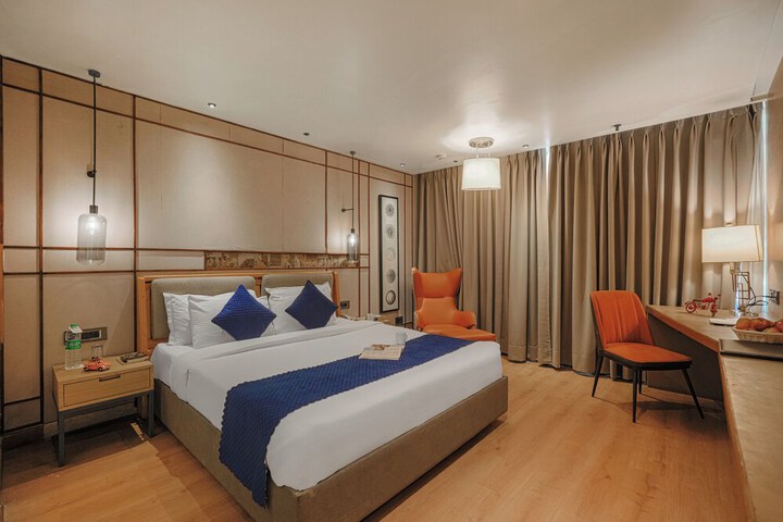 Room 13 of 55