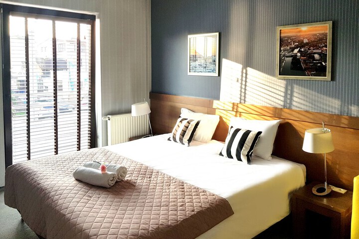 Room 18 of 47
