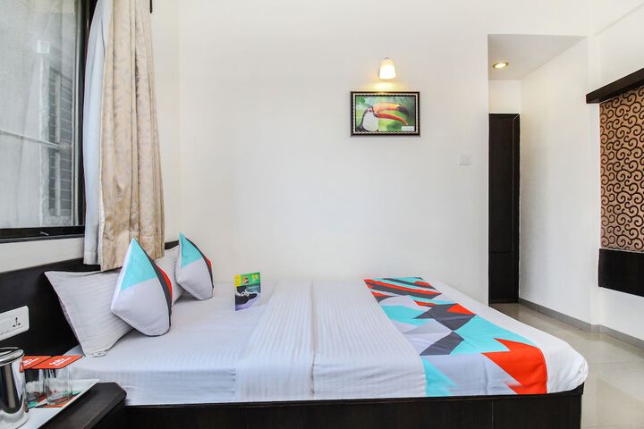 Room 20 of 32