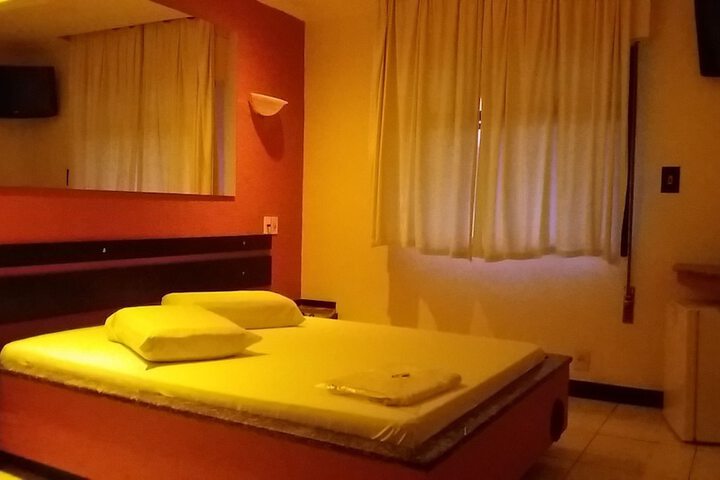 Room 73 of 112