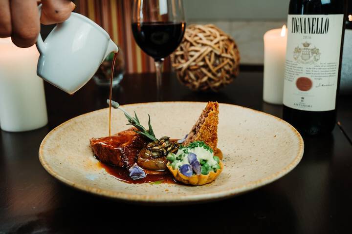 Dining 54 of 74