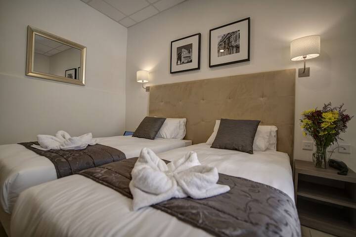 Room 9 of 41