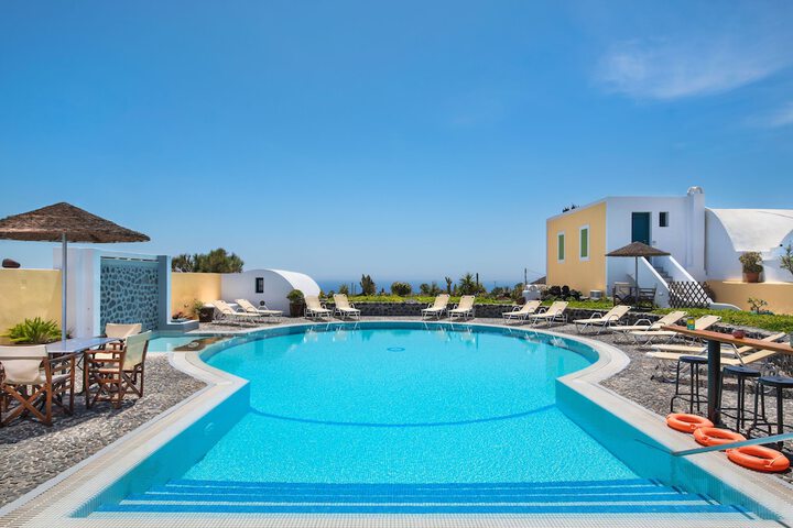 Pool 56 of 108