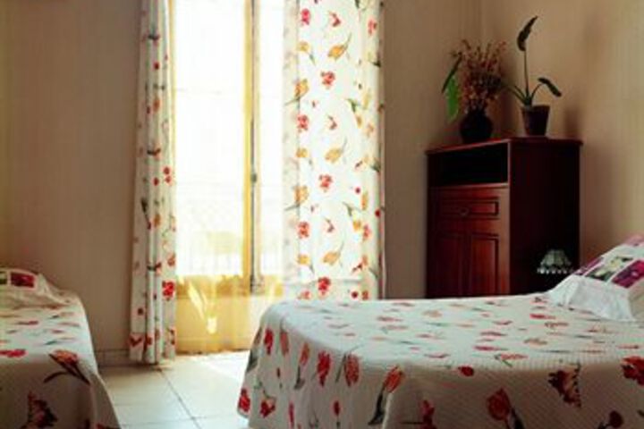 Room 14 of 30