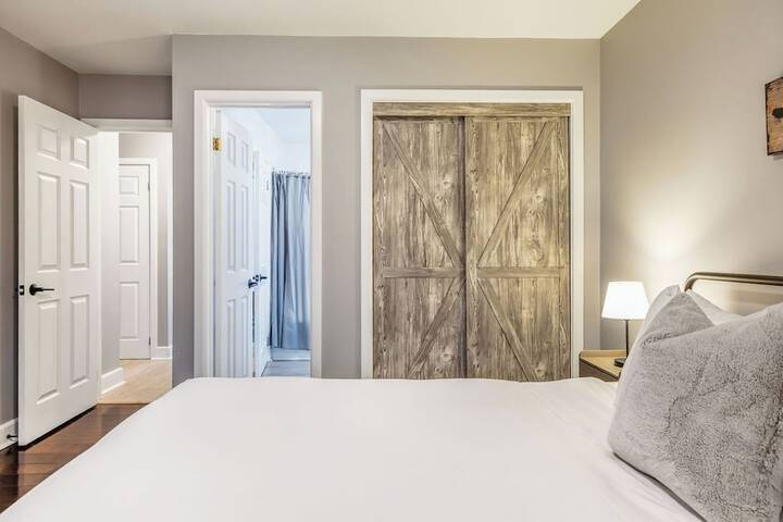 Room 3 of 42
