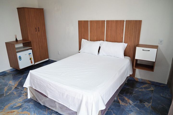 Room 4 of 41
