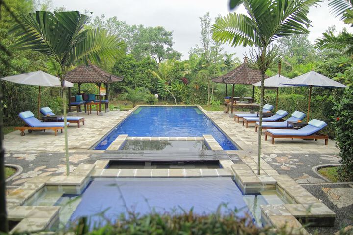 Pool 46 of 66
