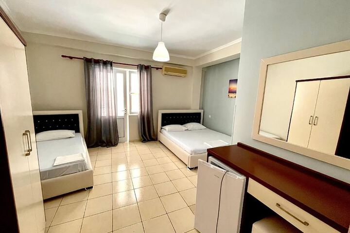 Room 2 of 45