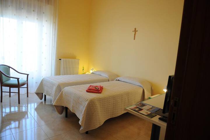 Room 7 of 61