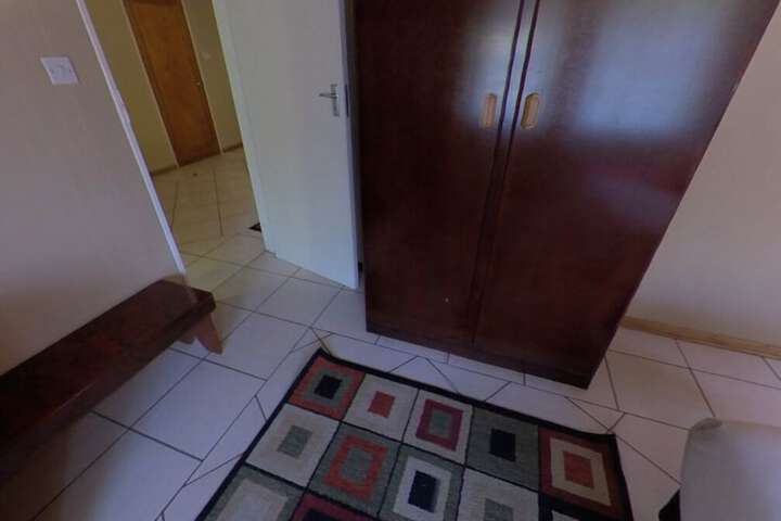 Room 3 of 8