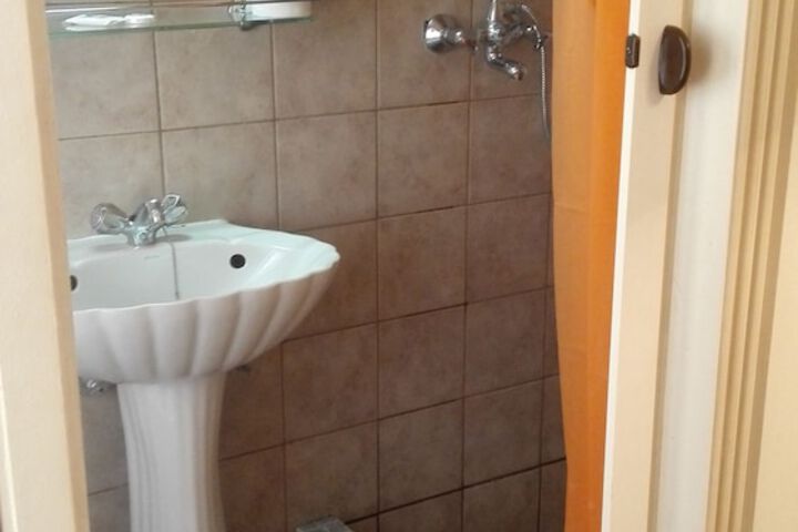 Room 30 of 41