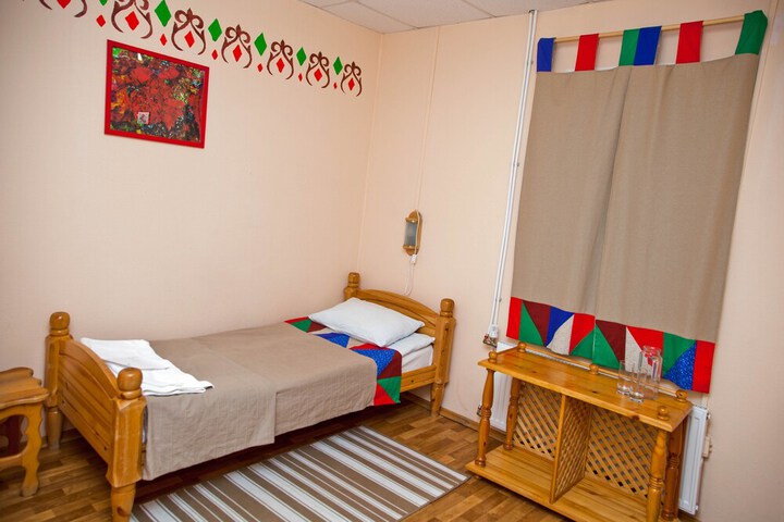 Room 4 of 43