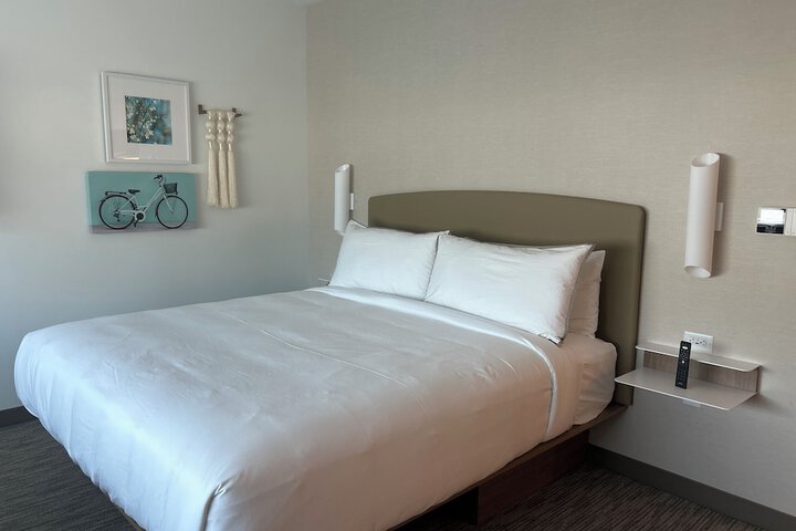 Room 21 of 100