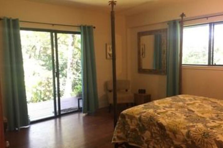 Anuhea Tropical Home