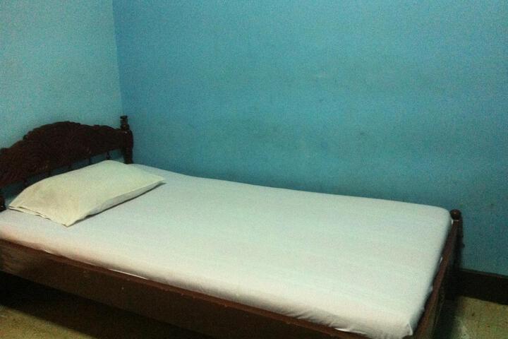 Room 1 of 3