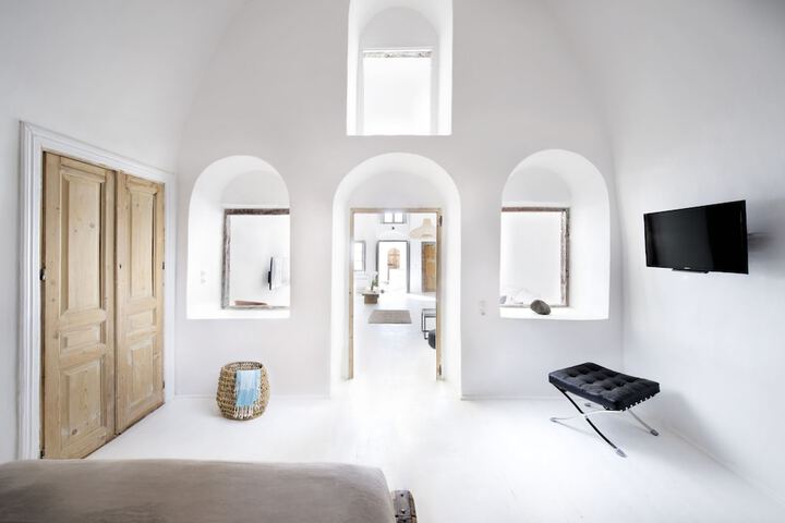 Room 4 of 294