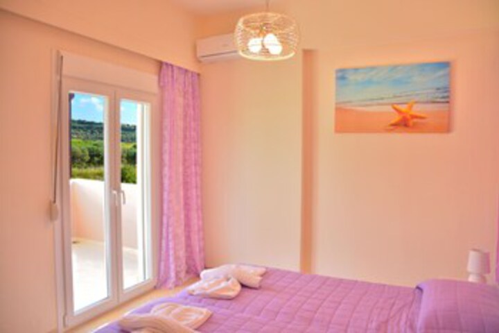 Room 18 of 29