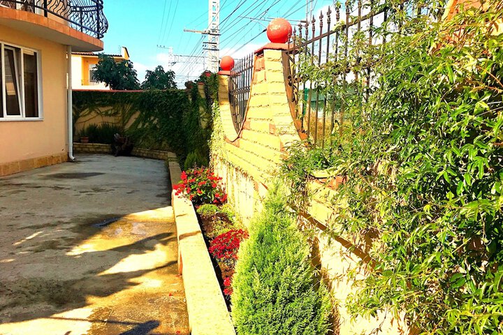 Hotel Exterior 44 of 49