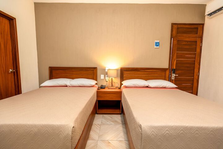 Room 17 of 47