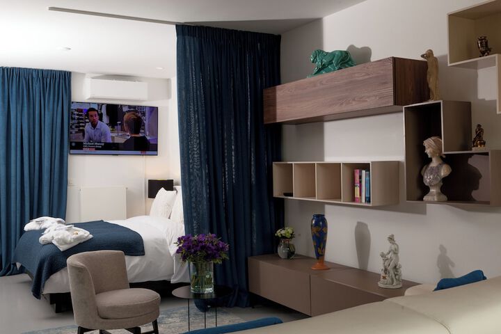 Room 29 of 45