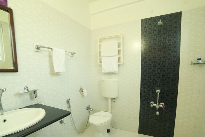 Room 44 of 80