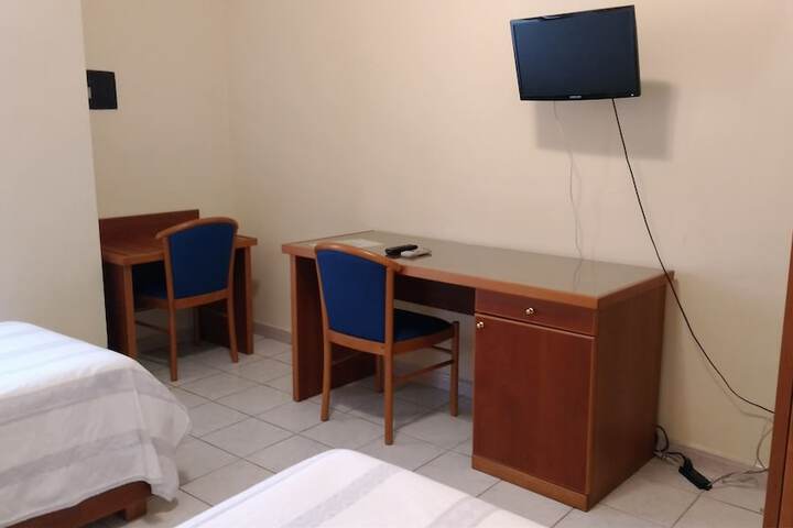 Room 2 of 54