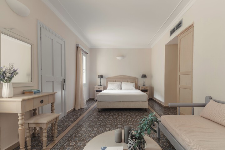 Room 45 of 238