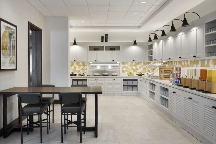 Breakfast area