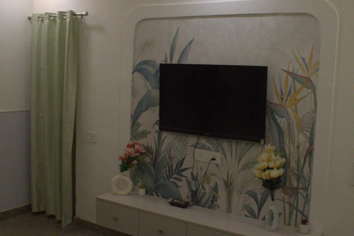 Room 14 of 67
