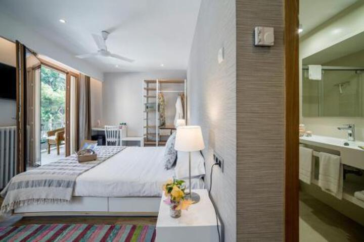 Room 49 of 50