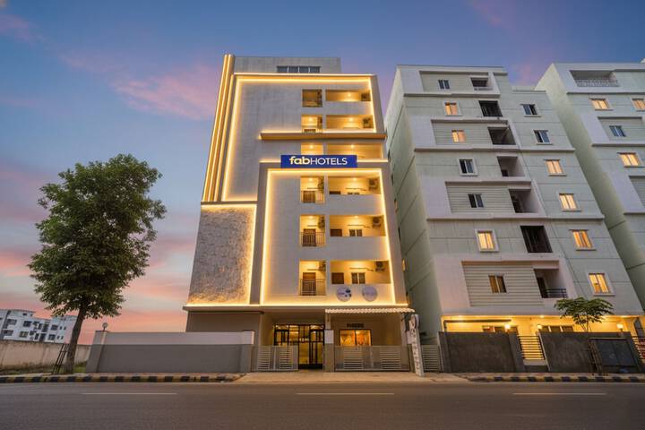 FabHotel Prime Cozy - Nr Yashoda Hospital Hitech City